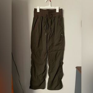 Dance Studio Mid-Rise Pant